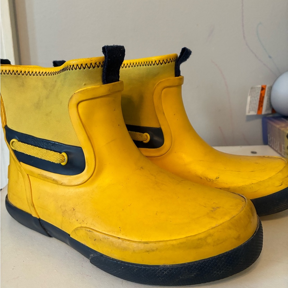 Sperry yellow rain boot